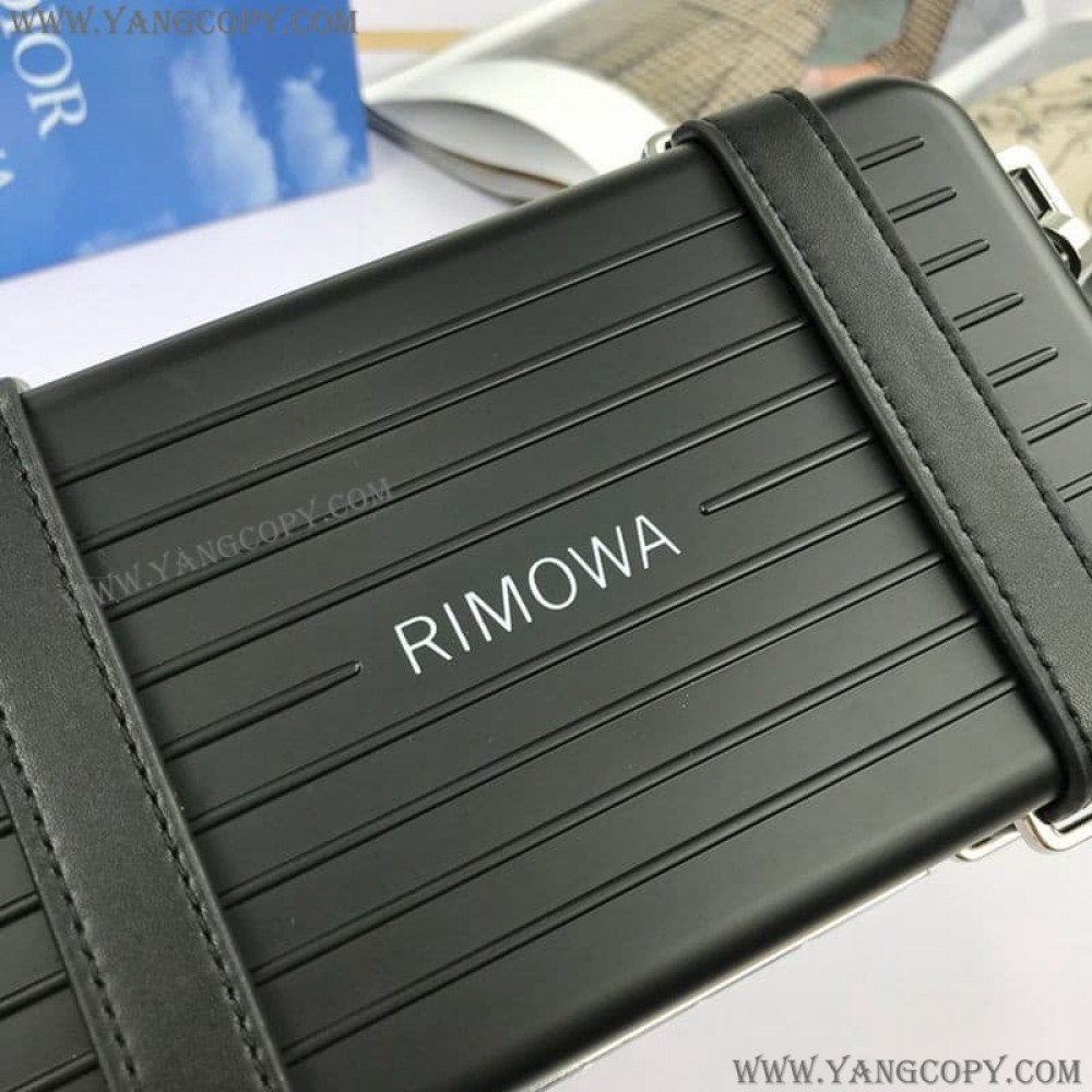 ディオール スーパーコピー xRIMOWA 注目のコラボ☆ パーソナルクラッチバッグ dey65157