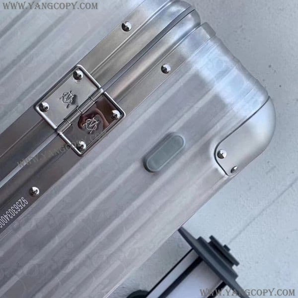 ディオール スーパーコピー ×RIMOWA トランク キャリーケースブルー 33 インチ dez10381