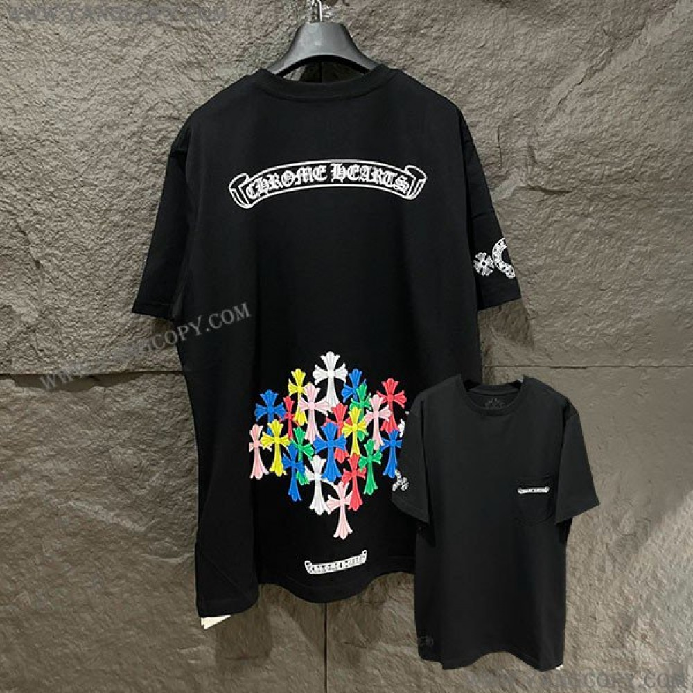 クロムハーツ スーパーコピー スクロール マルチカラー カラフル クロス Tシャツ Kuv70305