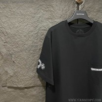 クロムハーツ スーパーコピー スクロール マルチカラー カラフル クロス Tシャツ Kuv70305