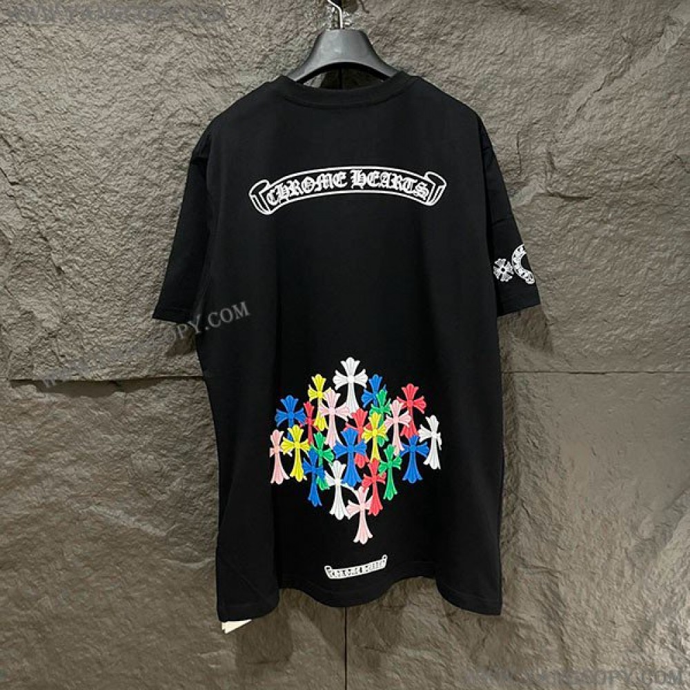 クロムハーツ スーパーコピー スクロール マルチカラー カラフル クロス Tシャツ Kuv70305