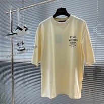 ルイヴィトン クロムハーツ 偽物 コラボ Tシャツ vux12513