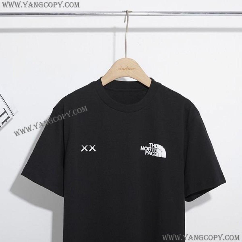 ノースフェイス 偽物 XX KAWS エンブロイダリー コットンTシャツ Noy44533