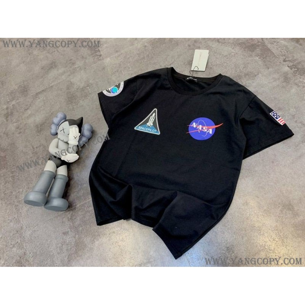 バレンシアガ 偽物 × NASA スペース ロゴ Tシャツ ブラック bad10260