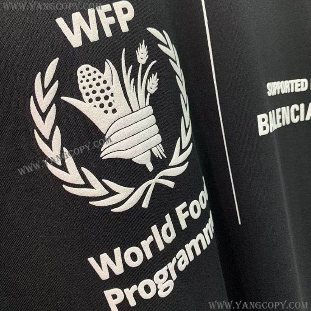 バレンシアガ 偽物 WFP ミディアム Tシャツ ブラック bai24340