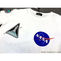 バレンシアガ 偽物 × NASA スペース ロゴ Tシャツ ホワイト bah41099