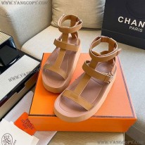 エルメス スーパーコピー 夏のお出かけに テクノ サンダル Enid Sandal H221033Z A3360