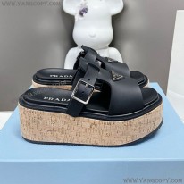 プラダ スーパーコピー Rubber wedge platform sandals ウェッジサンダル puv41665