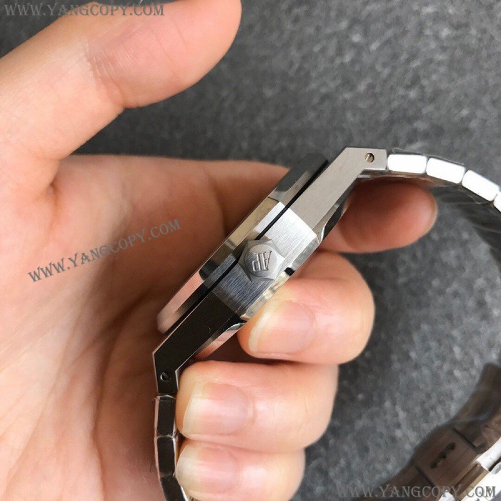 オーデマピゲ 偽物 ロイヤルオーク 41mm ブティック限定 Odj70195